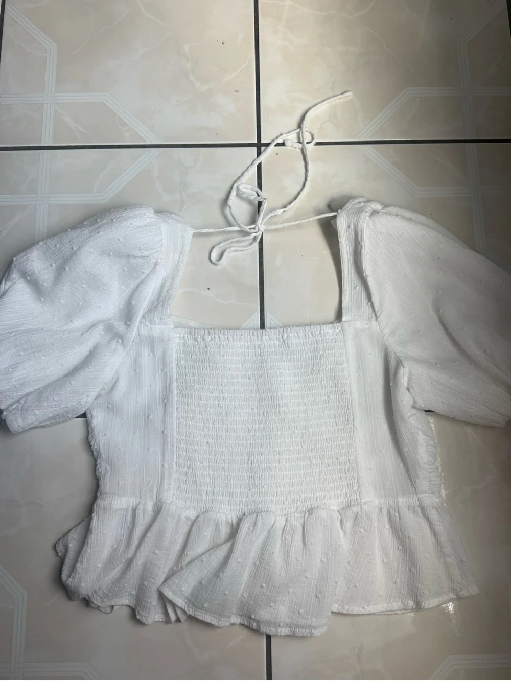 ASTR the Label Clairemont Sweetheart Neck Puff Sleeve Peplum Top